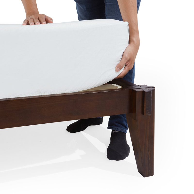 Jamerian Solid Wood Platform Bed Frame Without Headboard, Modern Bed, Twin, Walnut