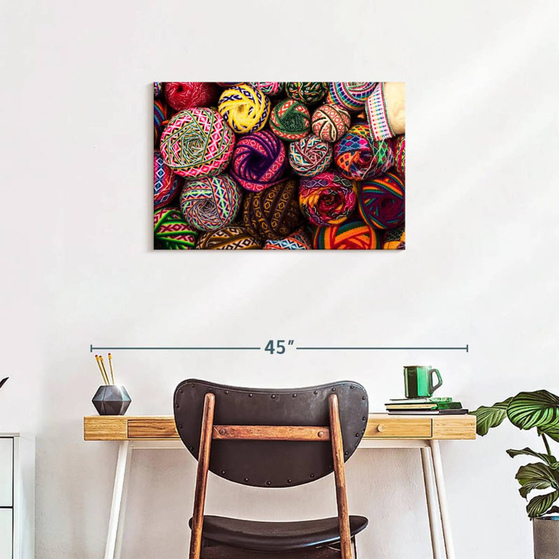 Creative Peruvian Laces, 20" H x 30" W