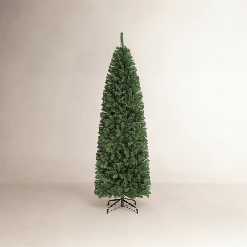 Arbre de Noël à charnière épinette avec support pliable Nyle, 7,5 pi, Non pré-éclairé