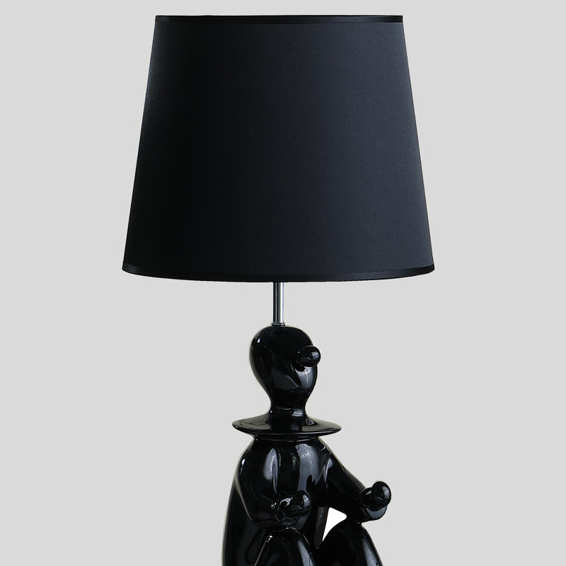 Novelty Light, Black