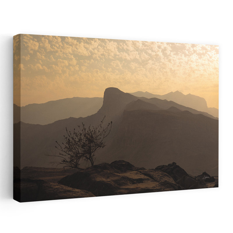 Désert contemporain noir gris paysage désertique, H 24 po x l 16 po