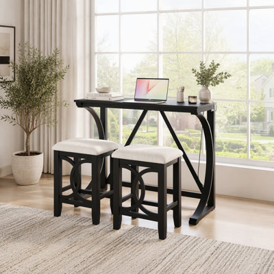 Ensemble de table haute 3 pièces de style ferme avec port USB et tabourets rembourrés, idéal pour les petits espaces et les intérieurs modernes.