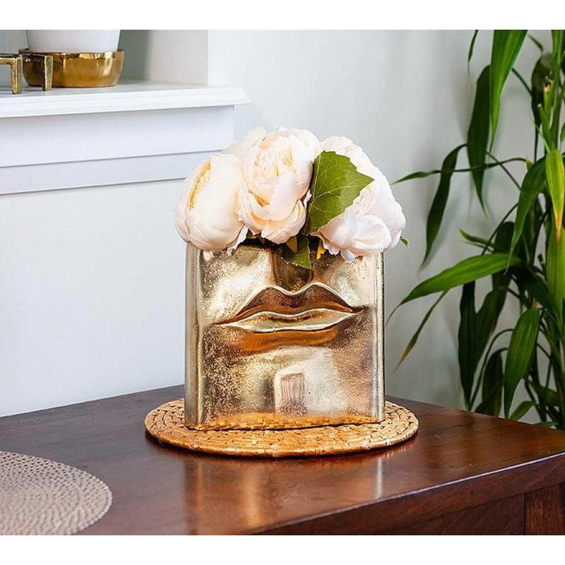 Vase doré à lèvres rectangulaires, H 3 po x l 8 po x P 6 po