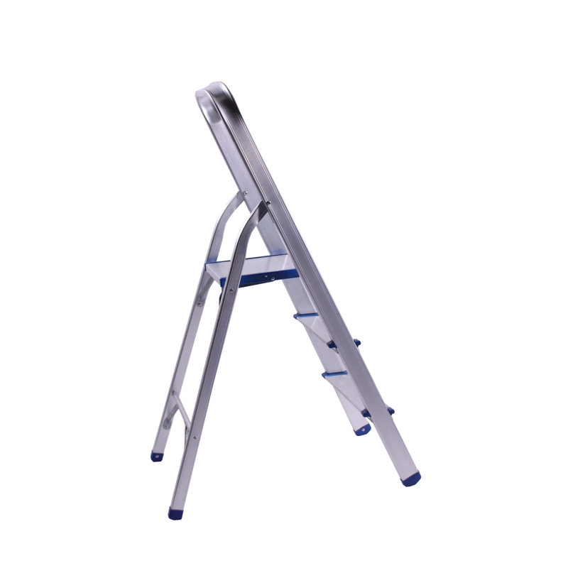 Jarrow FixtureDisplays® Folding 3-Step 23“ Boost Ladder with Hand Grip and Aluminium Steps, 330-Pound Weight Capacity, Silver Finish 15601