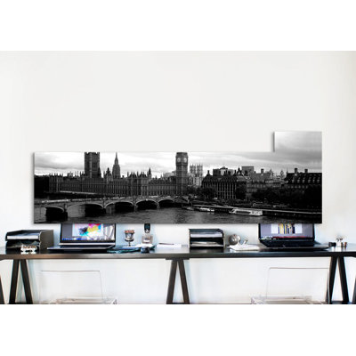 " Bridge Across A River, Westminster Bridge, Big Ben, Houses Of Parliament, City Of Westminster, London, England " by Panoramic Images
