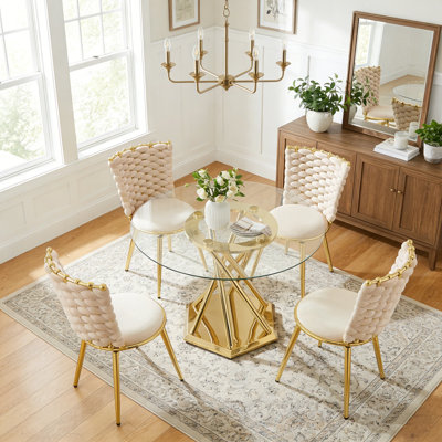Ensemble de table de salle à manger 38,9 po pour 4 personnes, ensemble de salle à manger moderne de 5 pièces avec table en verre trempé et chaises en velours, ensemble de table de cuisine pour petit espace, or et beige