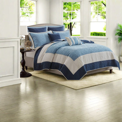 Premium Microfiber Bedding Set, Navy Quilt With Decorative Shams And Pillows, Perfect For Home Comfort
