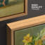 Fleurs jaunes dans un vase à motif, art mural encadré - Nature morte classique, peinture botanique pour salle à manger ou salon - Élégant décor rétro-115113592-115113591