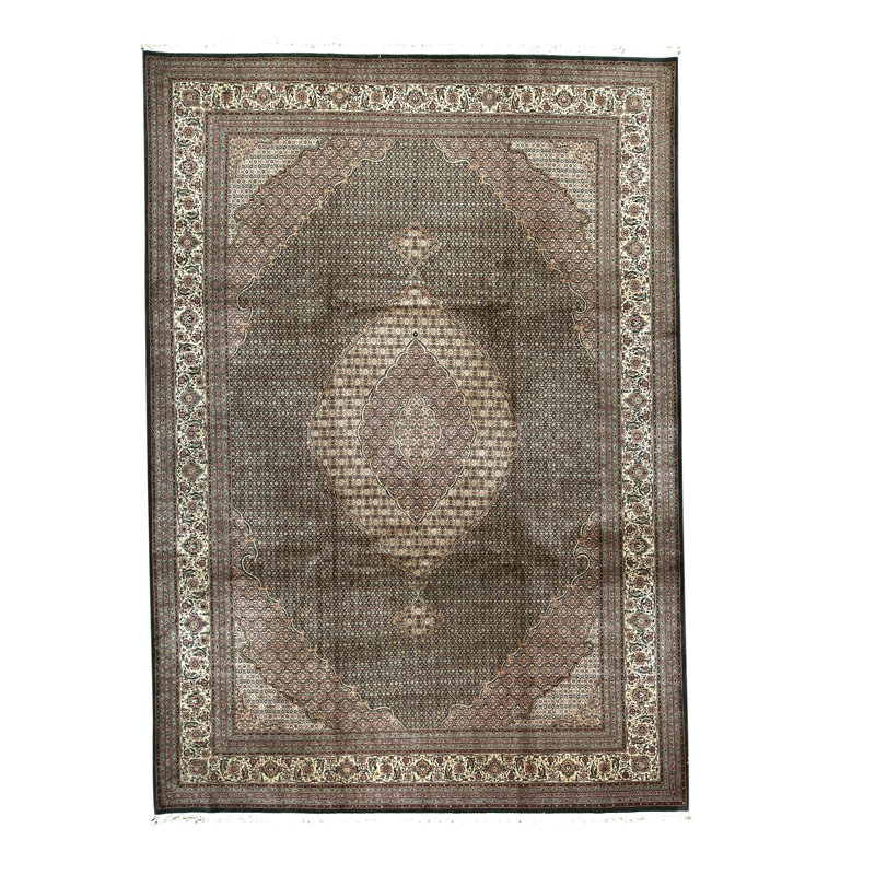 Shah Wool Area Rug