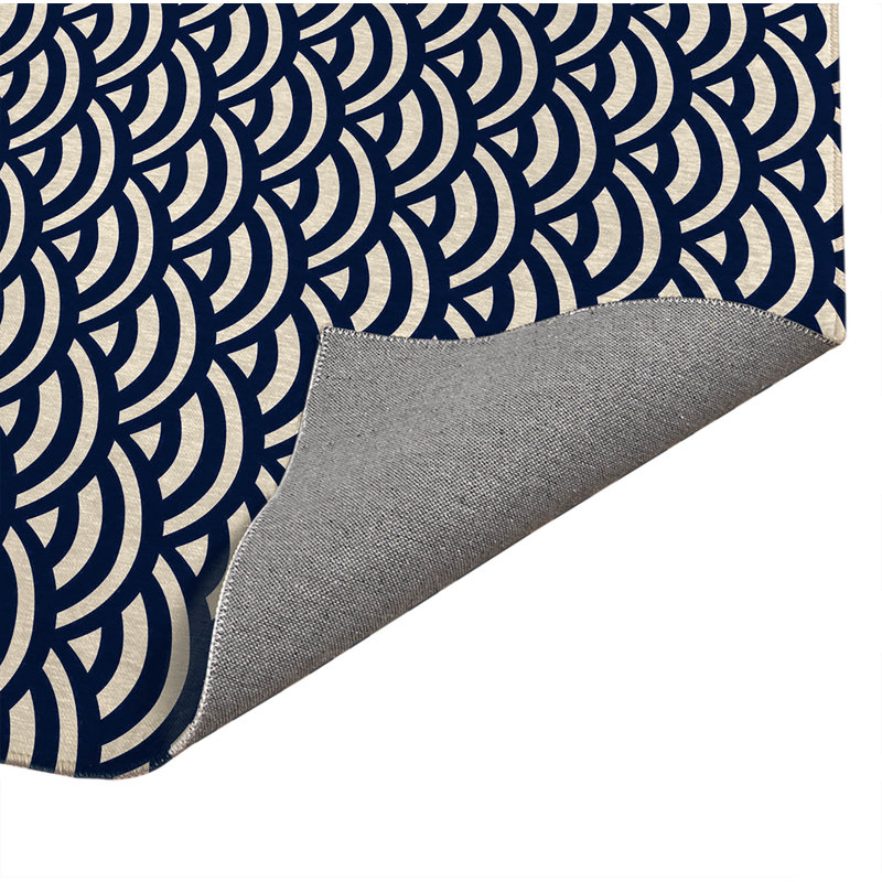 Tapis d'entrée intérieur ultra mince, léger et antidérapant Seigaiha Wave, Deep Navy, 48" W x 72" L