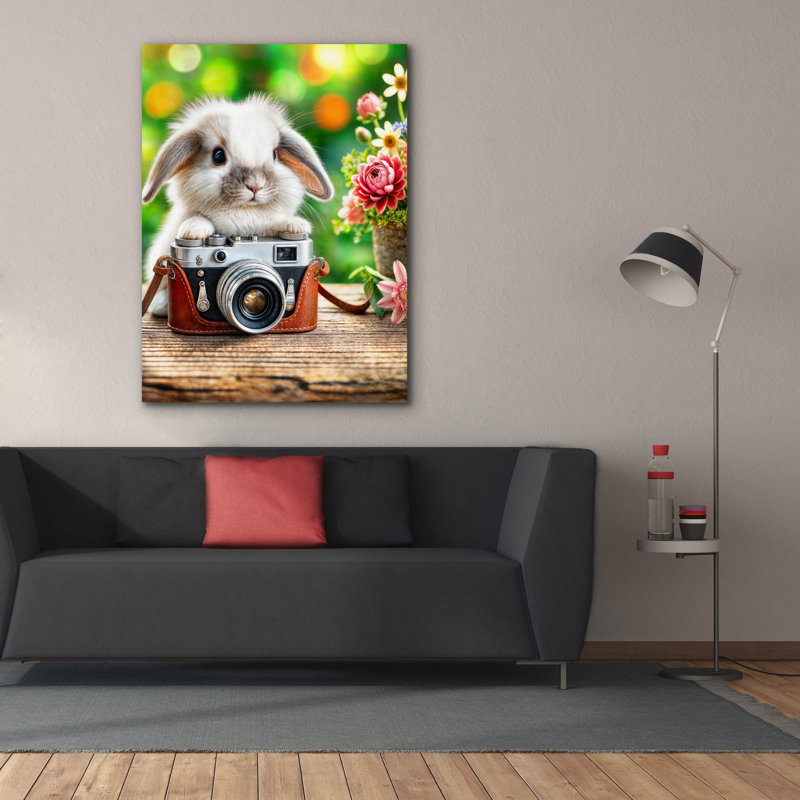 Art mural sur toile Sitz "Smile For Bunny" par Rey Klimt, H 54 po x l 40 po