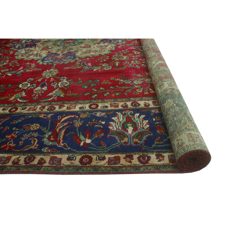 Tapis finement vieilli Magenta