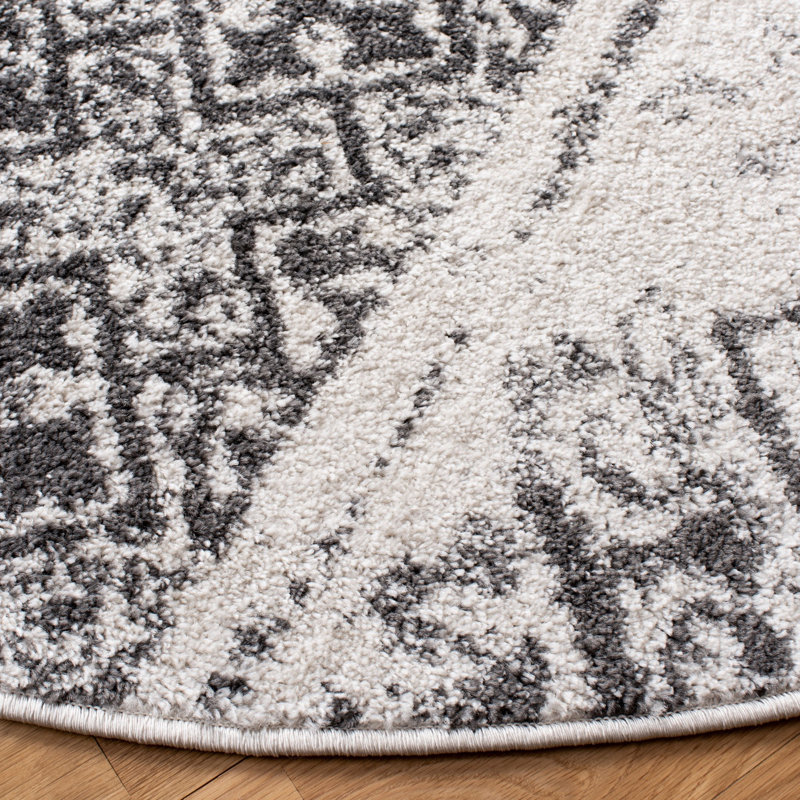 Finney Performance Geometric Rug, Round 6'