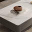 Table basse en cuir italien-147090865
