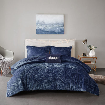 Édredon en velours bleu marine pour très grand lit / très grand lit