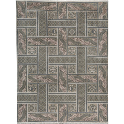 Hand-Knotted High-Quality Green Area Rug