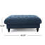 Kd - Bleu marine avec un tissu lisse au design simple