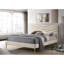Très grand lit beige avec revêtement doux et pieds inclinés de style Mid-Century moderne doré-1080923577