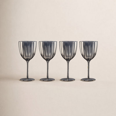 Ribbed Wine Glass