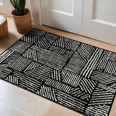 Rambo Geometric Black/Ivory Area Rug