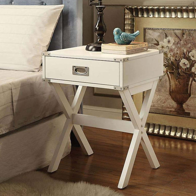 Table d'appoint avec coins en métal, Blanc