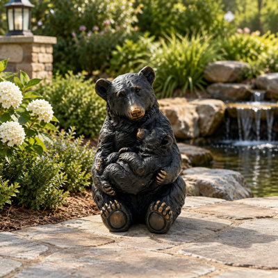 Statue de jardin représentant une ourse serrant son ourson, sculpture animale extérieure en résine