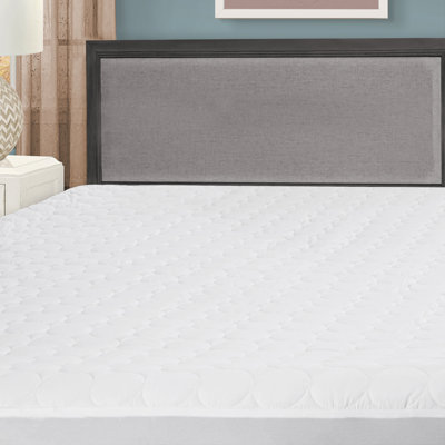 Protège-matelas matelassé en microfibre Benita