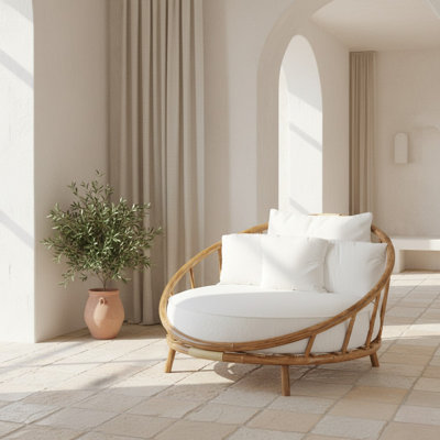 Corbridge Patio Daybed with Cushions by Bay Isle Home