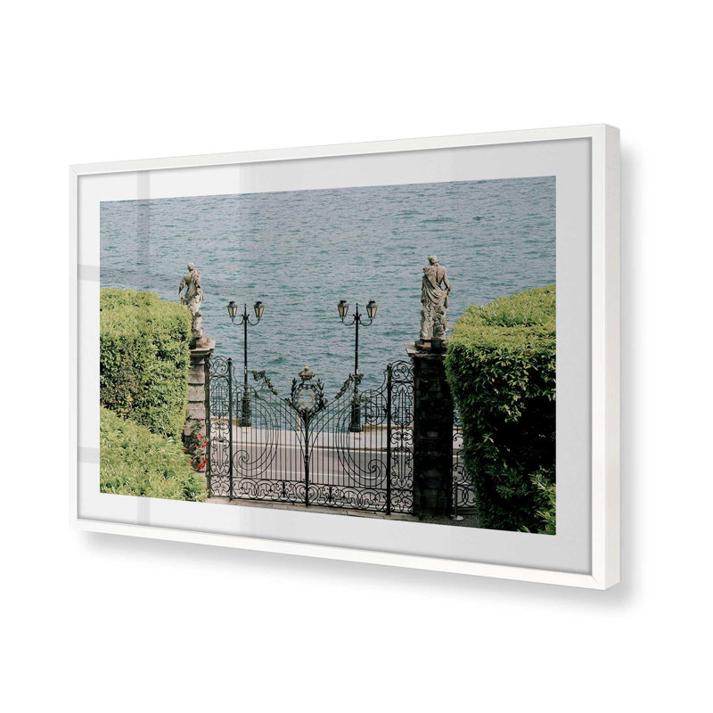 Imprimé Gates of Tranquility, Cadre simple blanc opaque, H 9 po x l 11 po x P 1,25 po