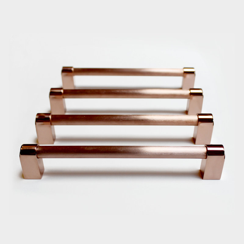 Lunar Eclipse Bar / Handle Pull, 5 5/8", Polished Copper