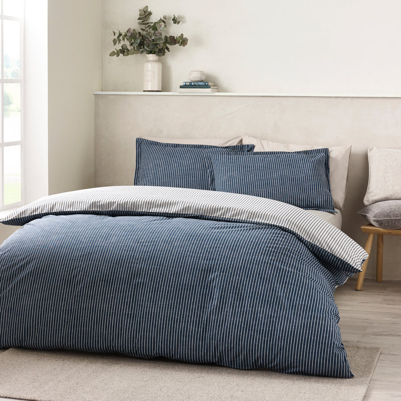 Oxford Pinstripe Reversible Duvet Cover Set, Super King Duvet Cover + 2 Standard Pillowcases, Navy