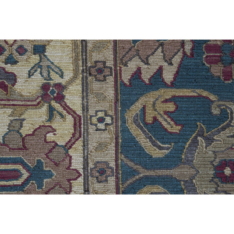 Sumak Wool Oriental Area Rug