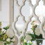 Miroir de plancher blanc vieilli