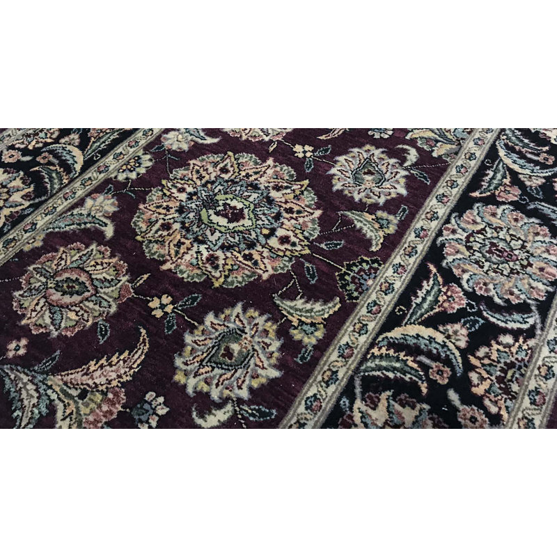 Wool Oriental Area Rug in Black/Burgundy/Green
