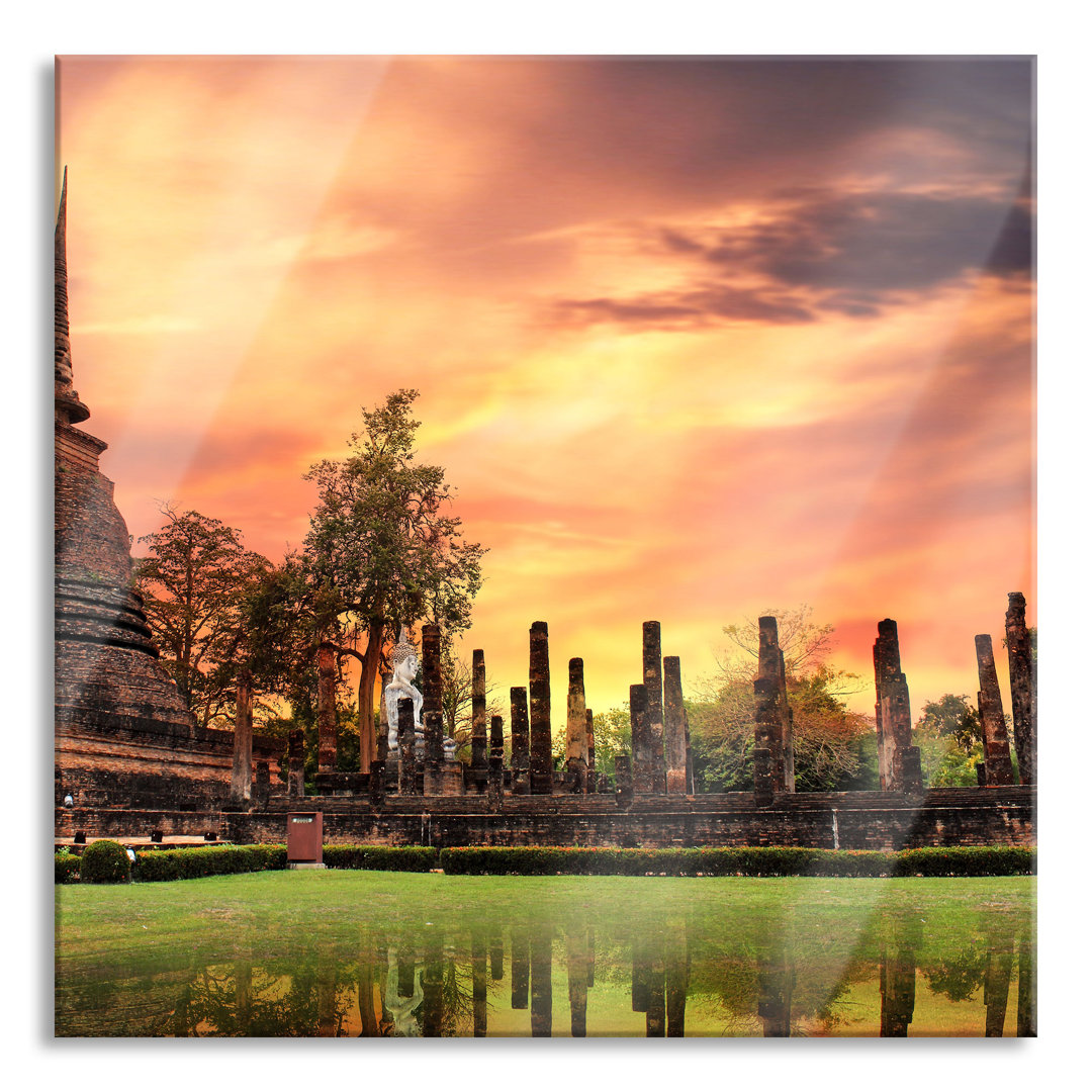 Ungerahmtes Foto auf Glas "Buddha Temple at Sunset"