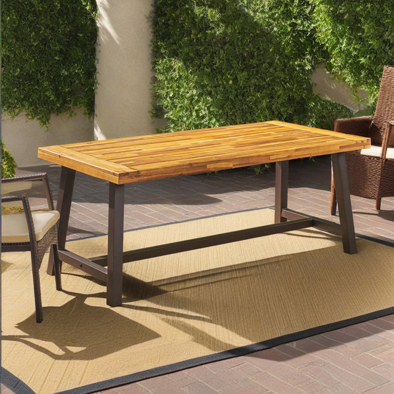 Table de salle à manger d'extérieur en bois massif Polacia l 70 po x P 34,75 po, Sablage / métal rustique