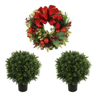 22" Holiday Wreath with Two UV Rated Boxwood Drop-Ins