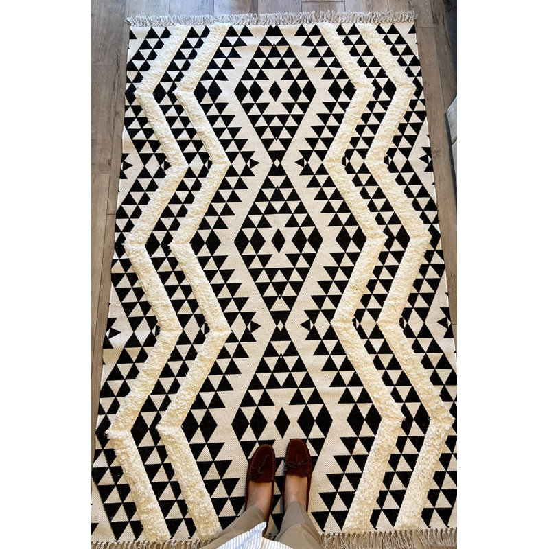 Kilim rustique noir blanc scandinave de style bohème lavable à la machine, Sous-tapis rectangulaire 3 pi 11 po x 5 pi 11 po i