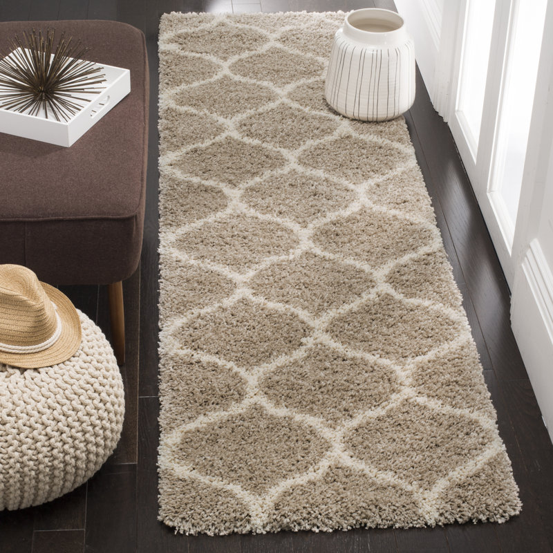 Tapis bleu marine / ivoire Darrold, Tapis de couloir 2 pi 3 po x 12 pi, Beige / Ivoire