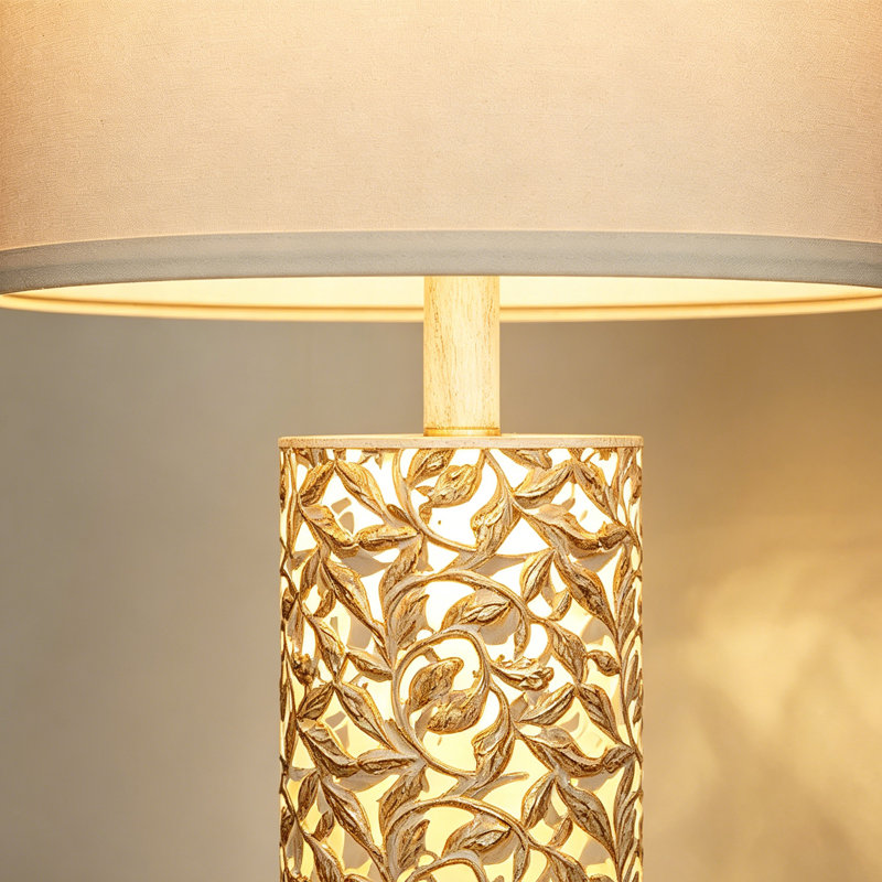 Pavelas USB Table Lamp