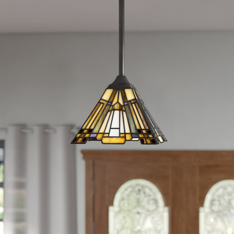 Luminaire suspendu conique à 1 lumière Finn