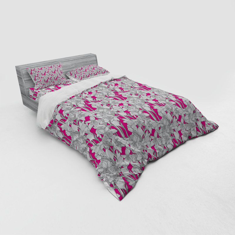 Farmhouse / Country Floral Duvet Cover, Queen Duvet Cover + 3 Additional Pieces