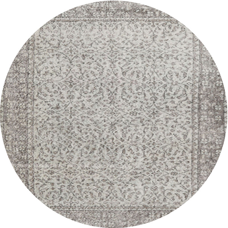 Clotell Oriental Indoor Rug, Round 8'