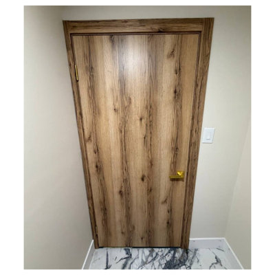 Porte intérieure moderne en bois pré-montée avec quincaillerie Planum 0010, panneau simple en chêne, cadre et moulures, portes robustes pour salle de bain et chambre à coucher - 71 cm x 213 cm