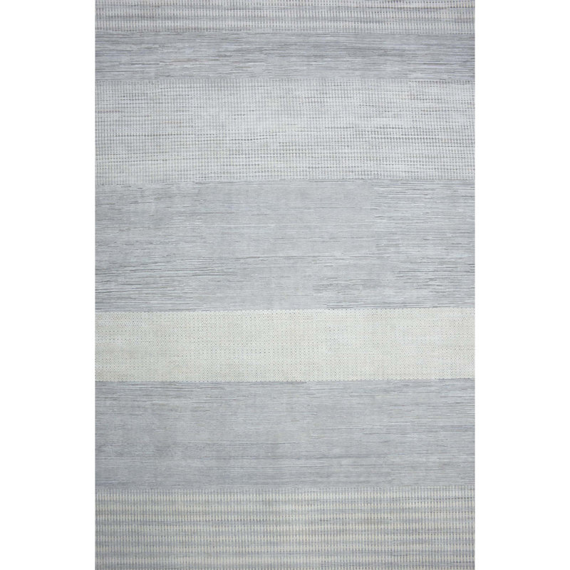 Hand Knotted Area Rug in Ivory/Gray