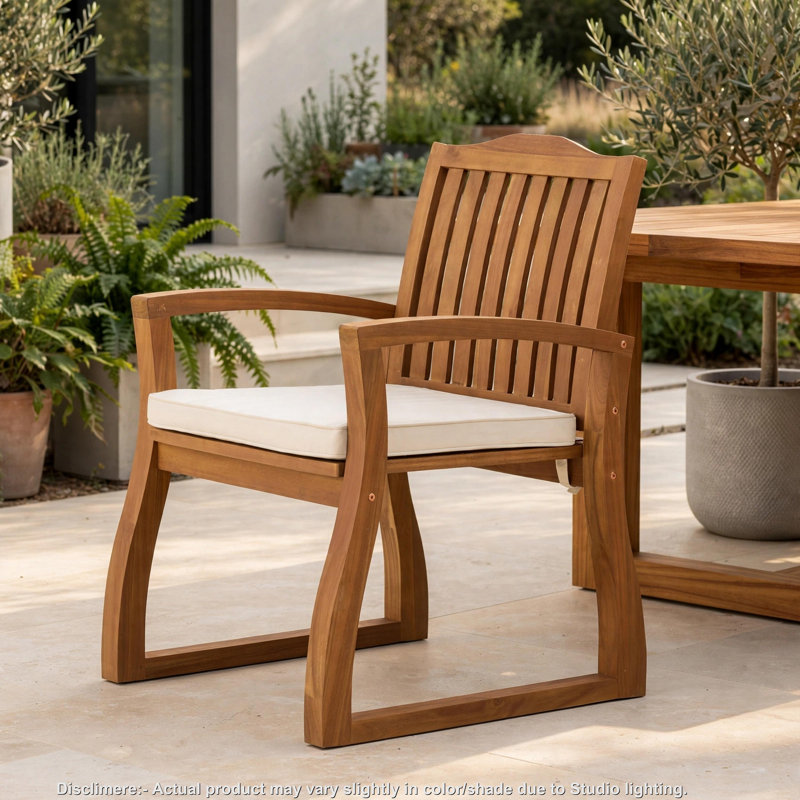 Ensemble de 2 fauteuils d'extérieur Kristi, dossier à lattes, brun, coussins crème