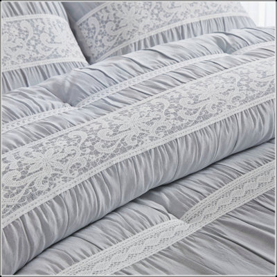 7 Piece Queen Jacquard Comforter Set with Euro Shams and Decorative Pillows