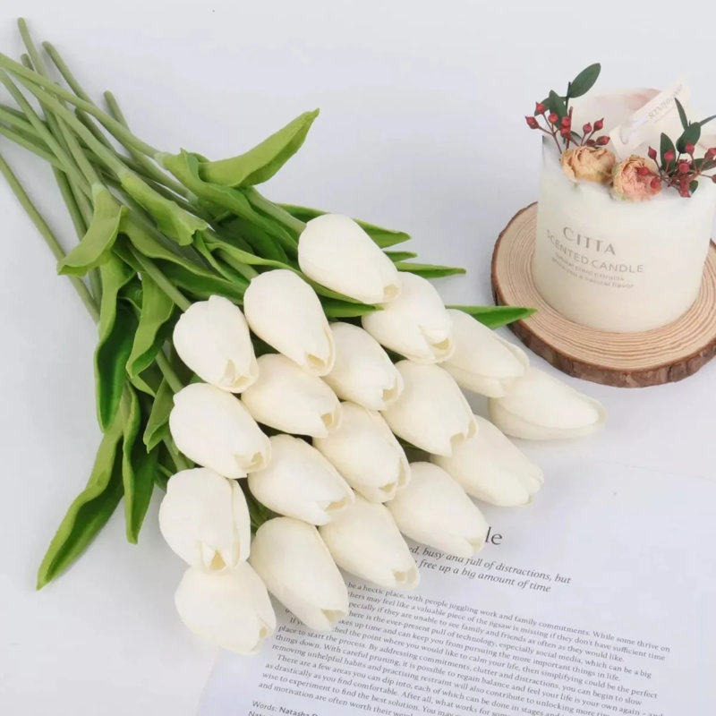 20 pièces de tulipes artificielles blanches