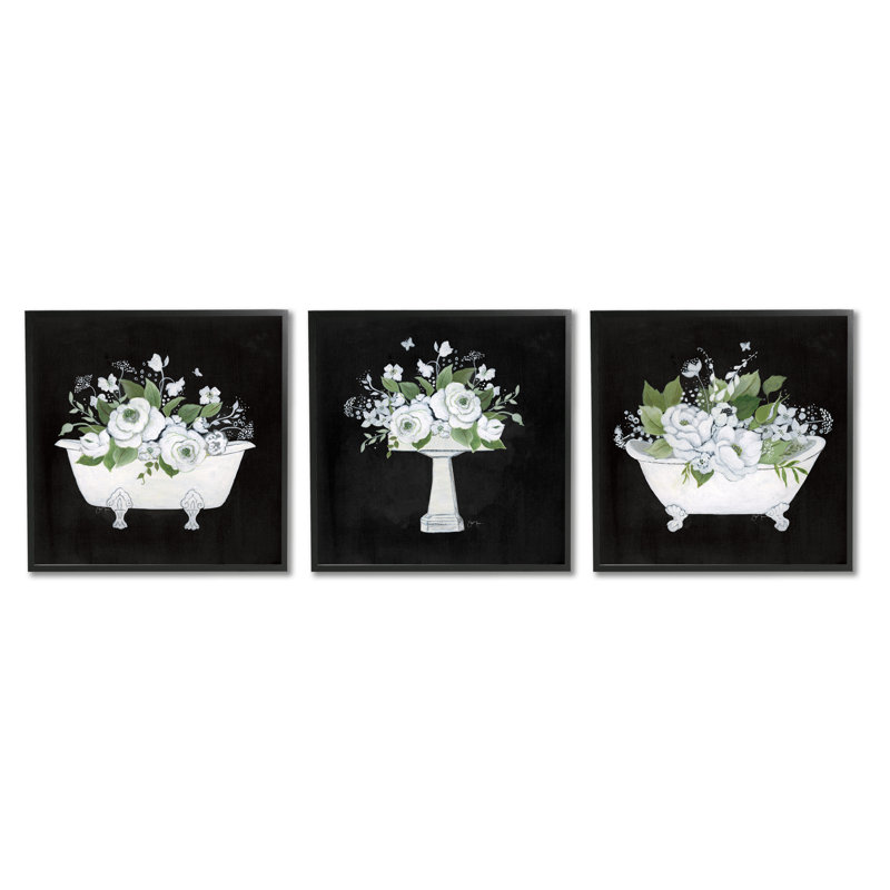 «A3-220-Rustic Bathroom Florals» encadré sur bois par 3 pièces par Janet Tava, Giclée encadrée noir minuit