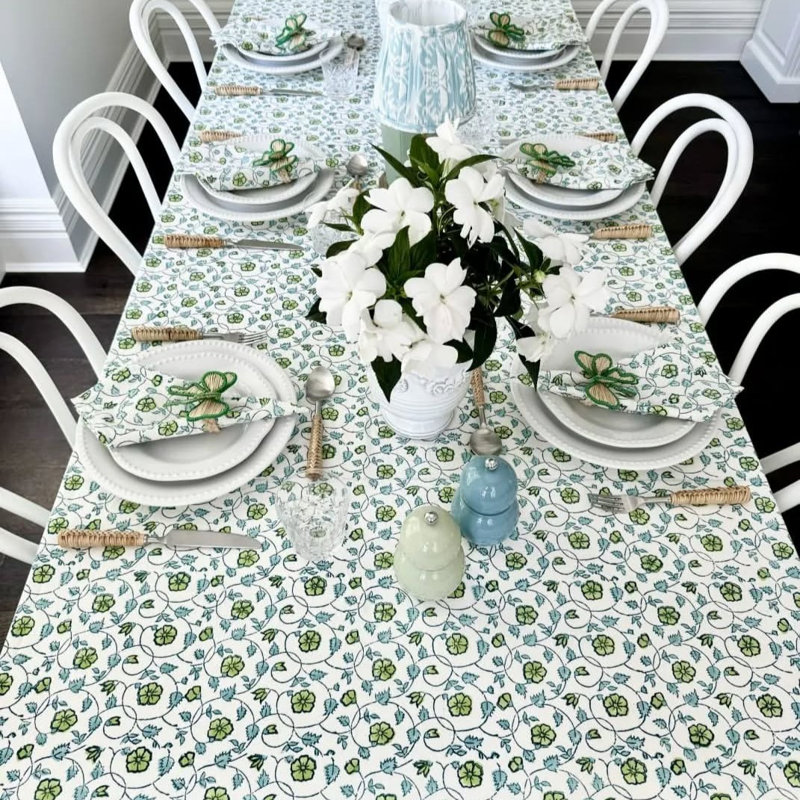 Sea Breeze Rectangular Tablecloth, 70" D x 108" L